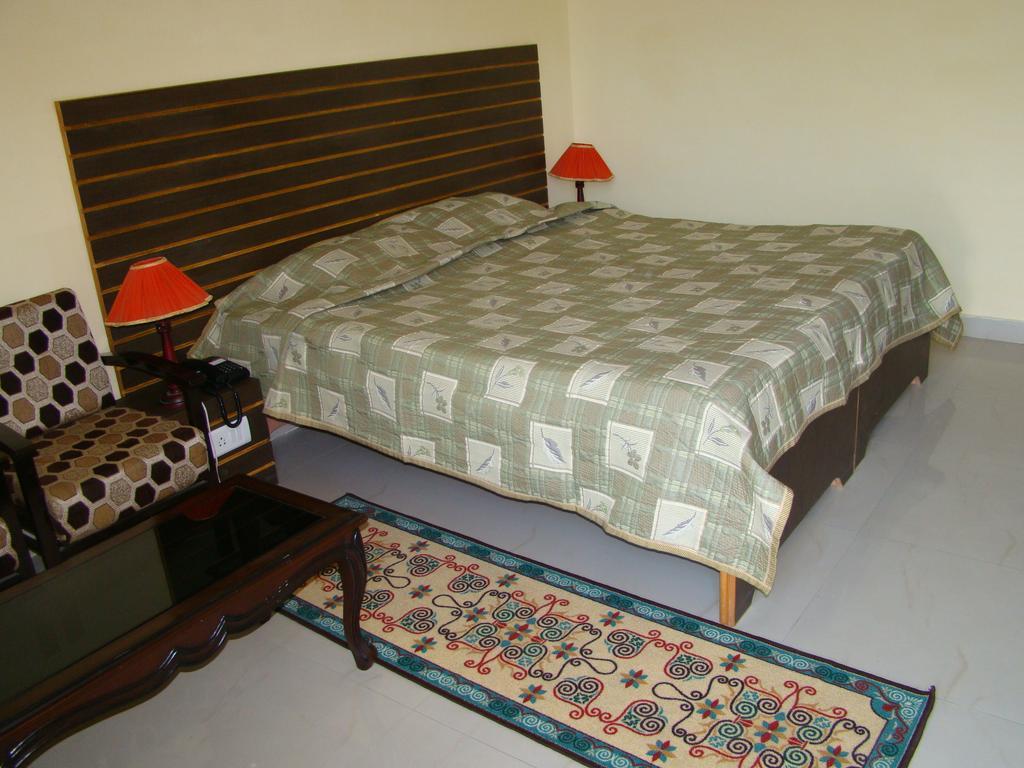 Munish Resorts 만디 객실 사진